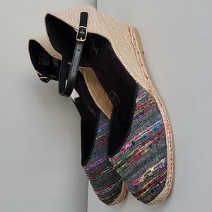 Soft Style by Hush Puppies Pepin Black Fringe Wedge Espadrille Sandals, 9